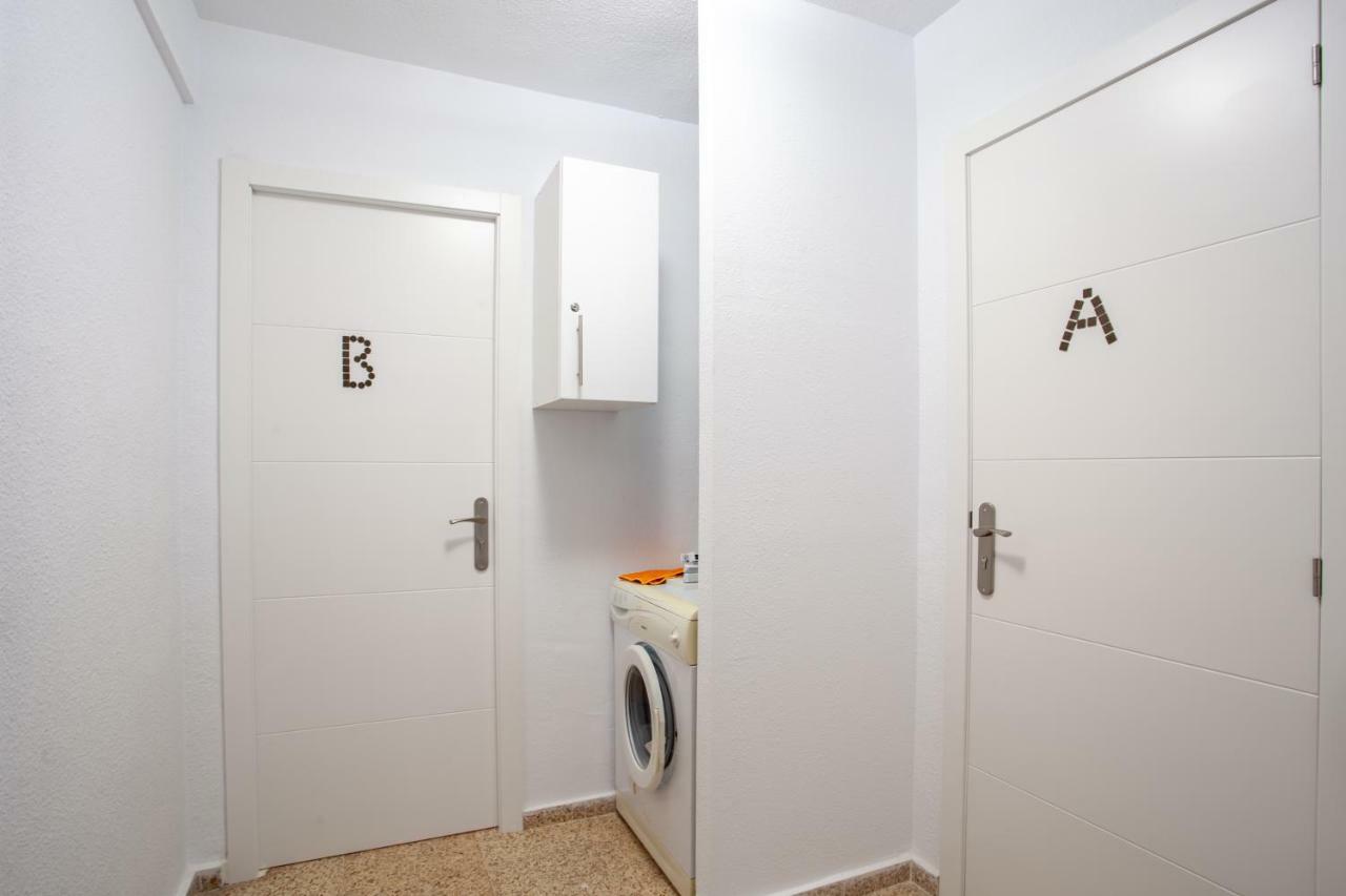 Small Studio Apartment Альтеа Экстерьер фото