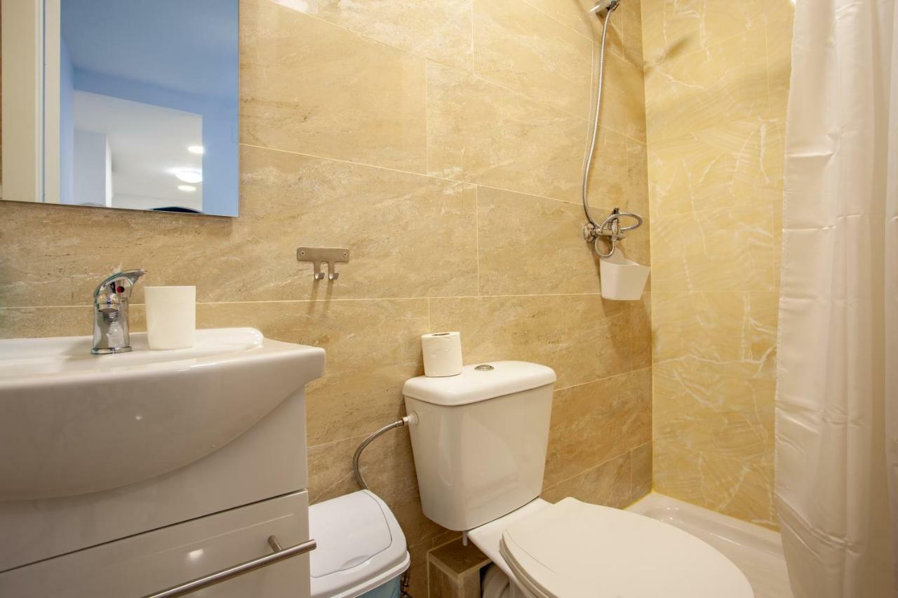 Small Studio Apartment Альтеа Экстерьер фото